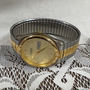Caravelle Bulova Men Watch Stainless Steel Gold and Silver Stretch WR Day Date